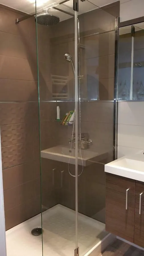 Bel Appartement St Malo Avec Jardin A 2 Pas De La Plage Sillon Saint-Malo 0*,  France
