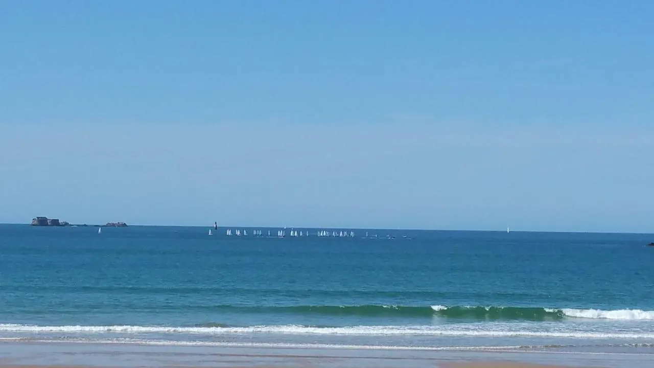 Bel Appartement St Malo Avec Jardin A 2 Pas De La Plage Sillon Saint-Malo